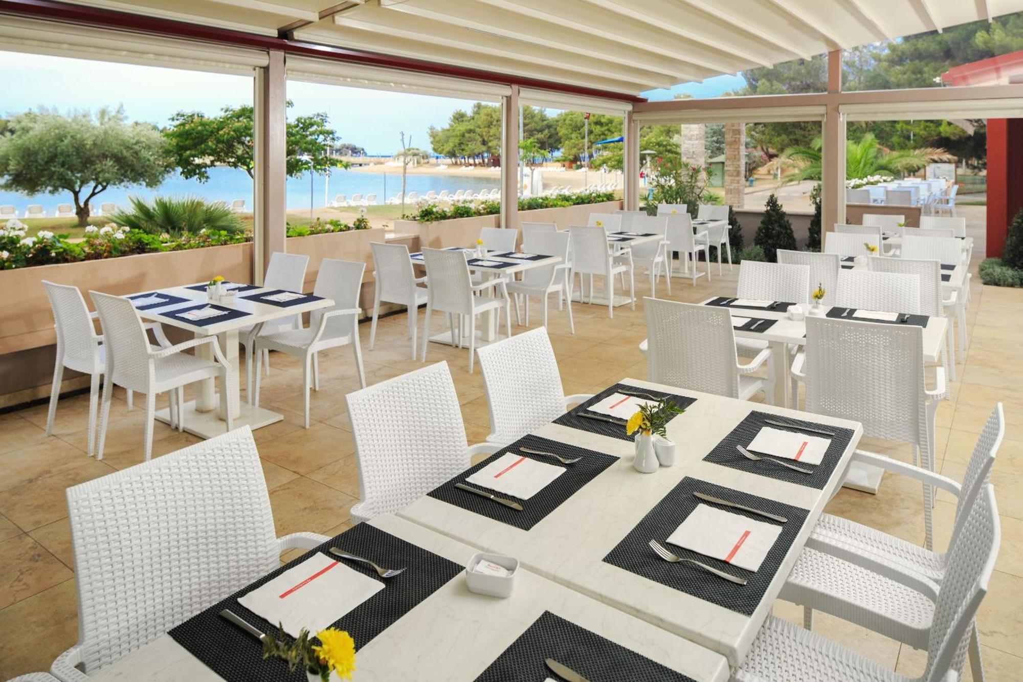 Apartments Amfora Plava Laguna Umag Exterior foto