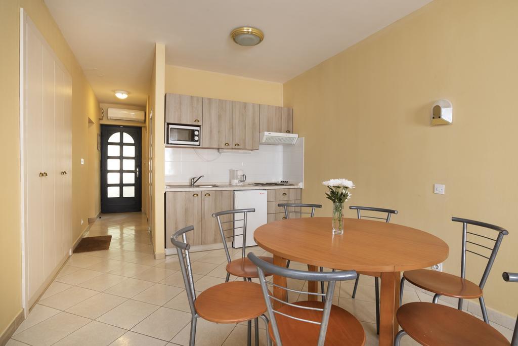Apartments Amfora Plava Laguna Umag Exterior foto