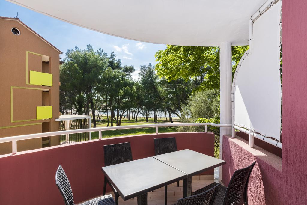 Apartments Amfora Plava Laguna Umag Habitación foto